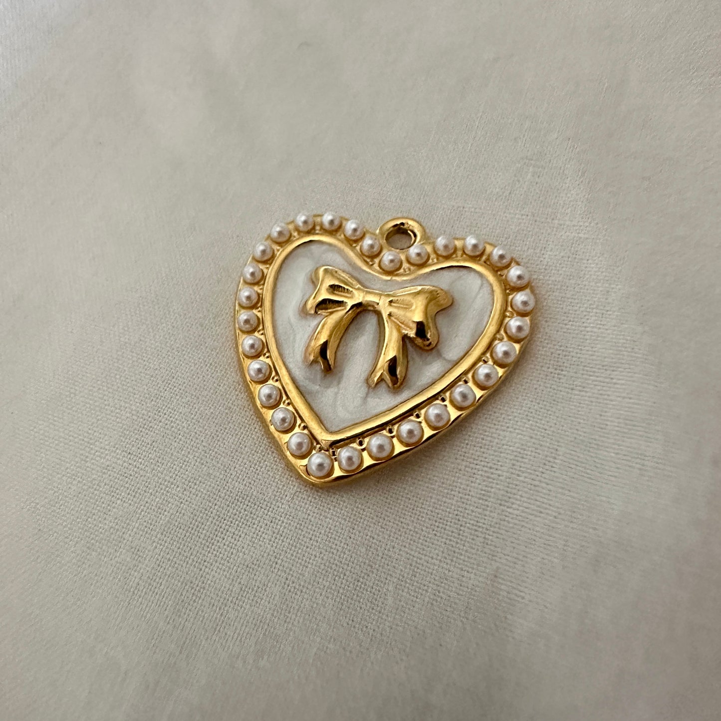 FLOWER HEART CHARM