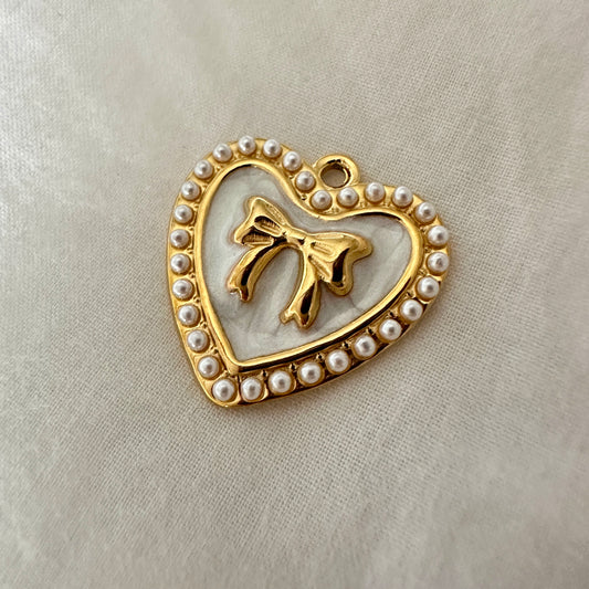 FLOWER HEART CHARM