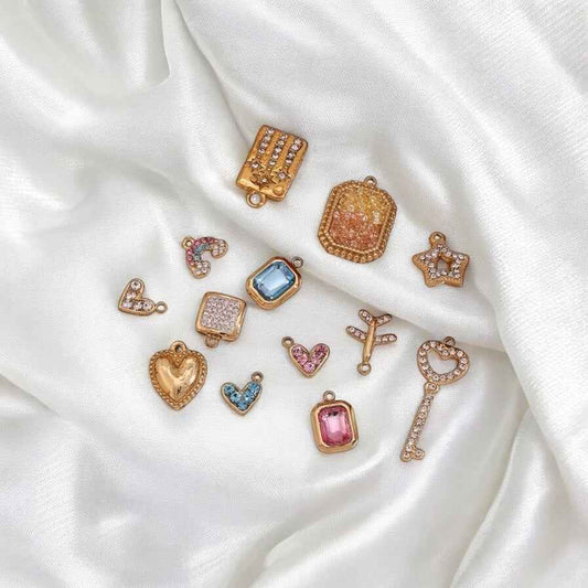 MINISWEET HEART CHARM - Elegant Heart Charm Pendant for Timeless Style