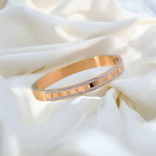 ROMANO BANGLE - Elegant and Stylish Accessory for Every Occasion