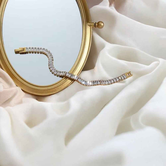 LIGHTLOUN BRACELET - Elegant and Versatile Accessory for Every Occasion