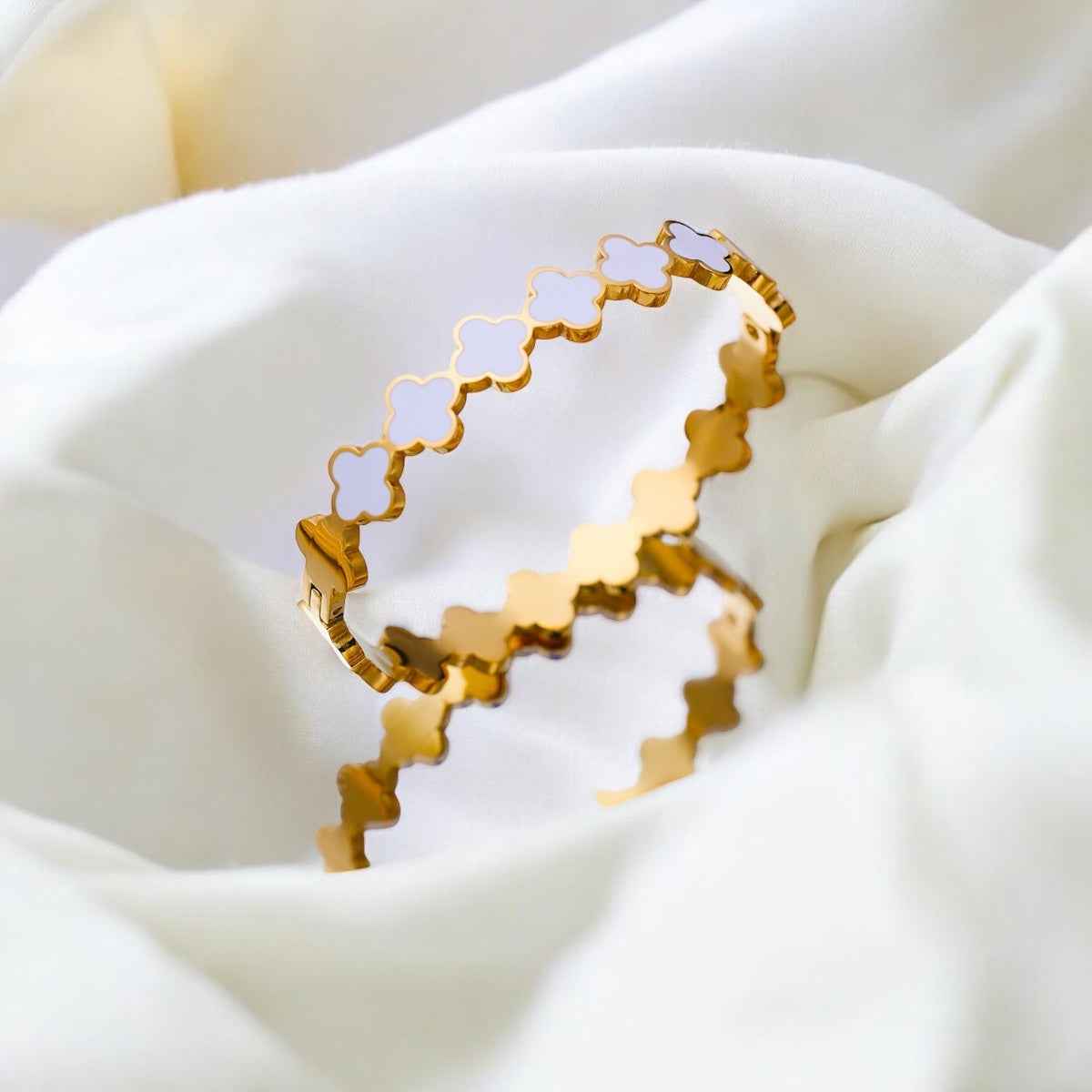 White Clover Bangle - Elegant Stainless Steel Jewelry for Everyday Wear