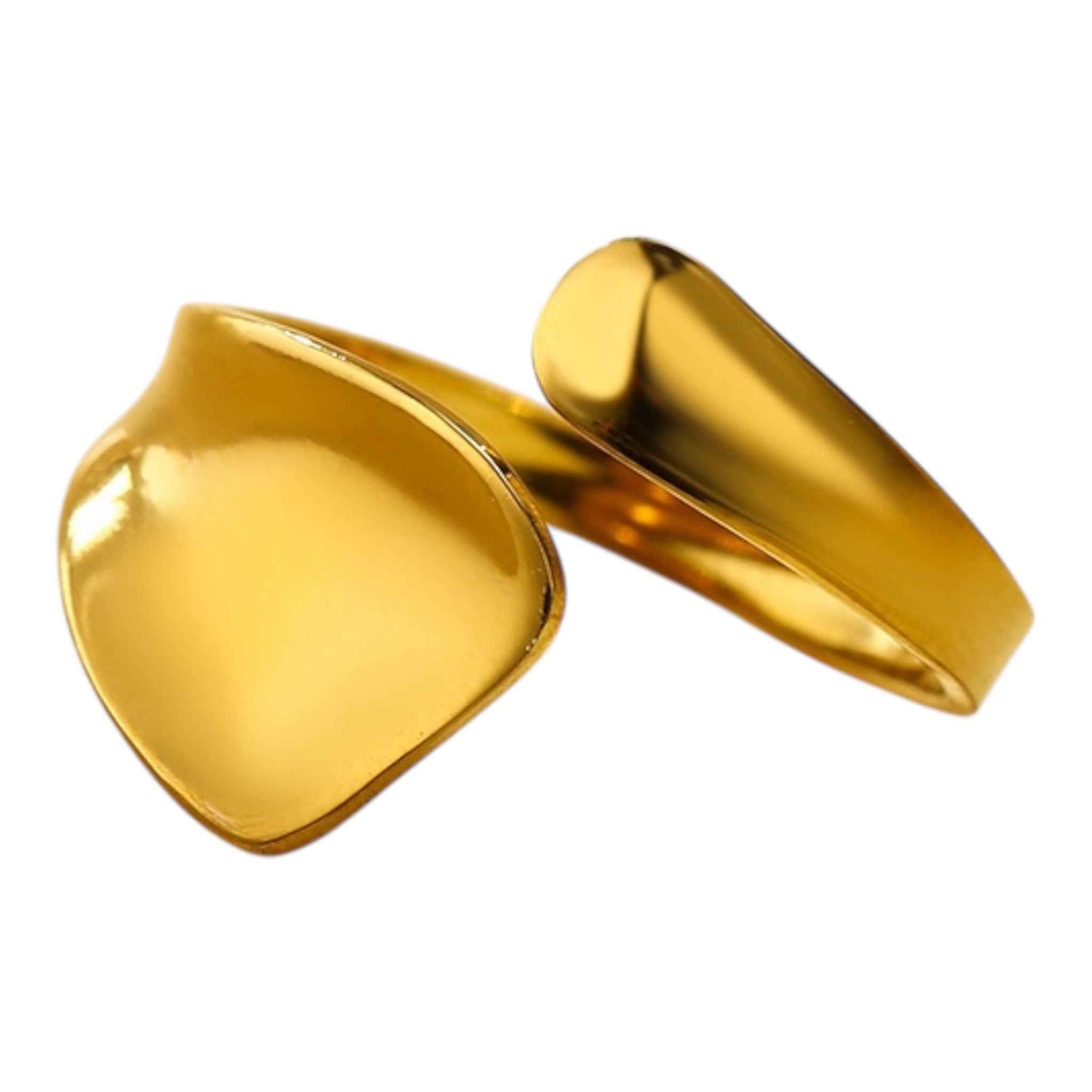 Tide Ring Jewelry for the Perfect Ocean-Inspired Look