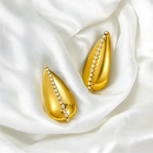 TEAR DROP EARRINGS