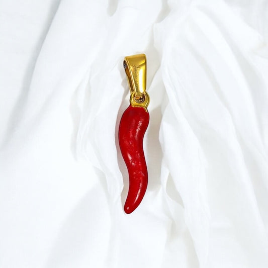 RED CHILLIES CHARM