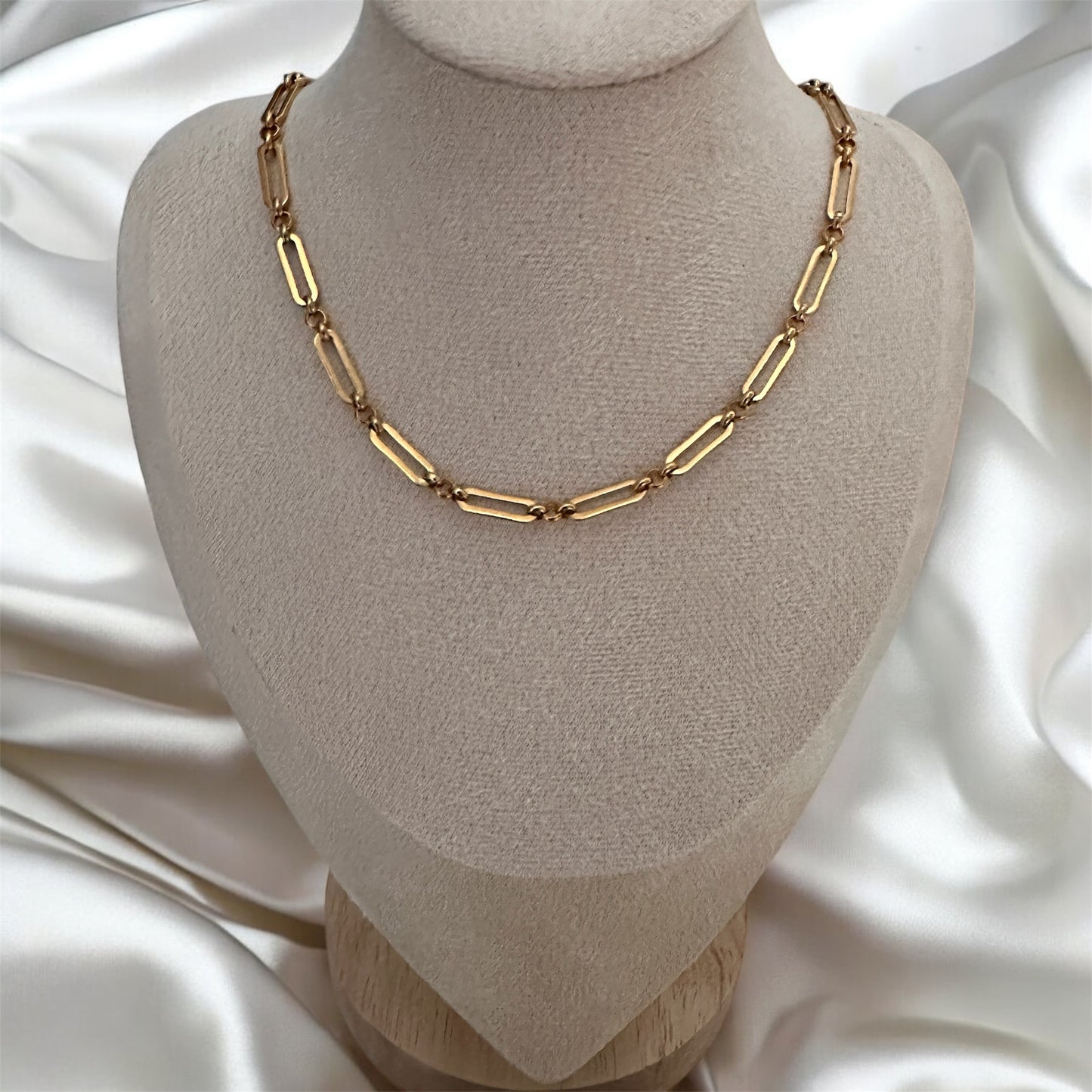 MIAMI NECKLACE